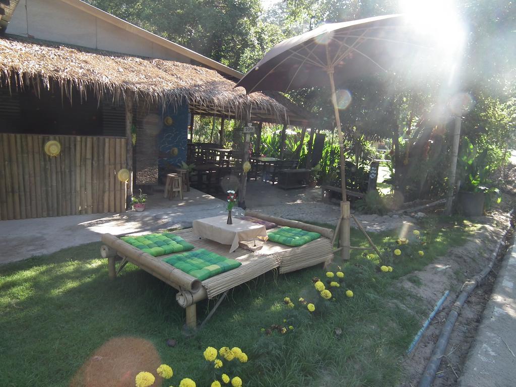 Pai Bamboo Hut Hotel Exterior photo