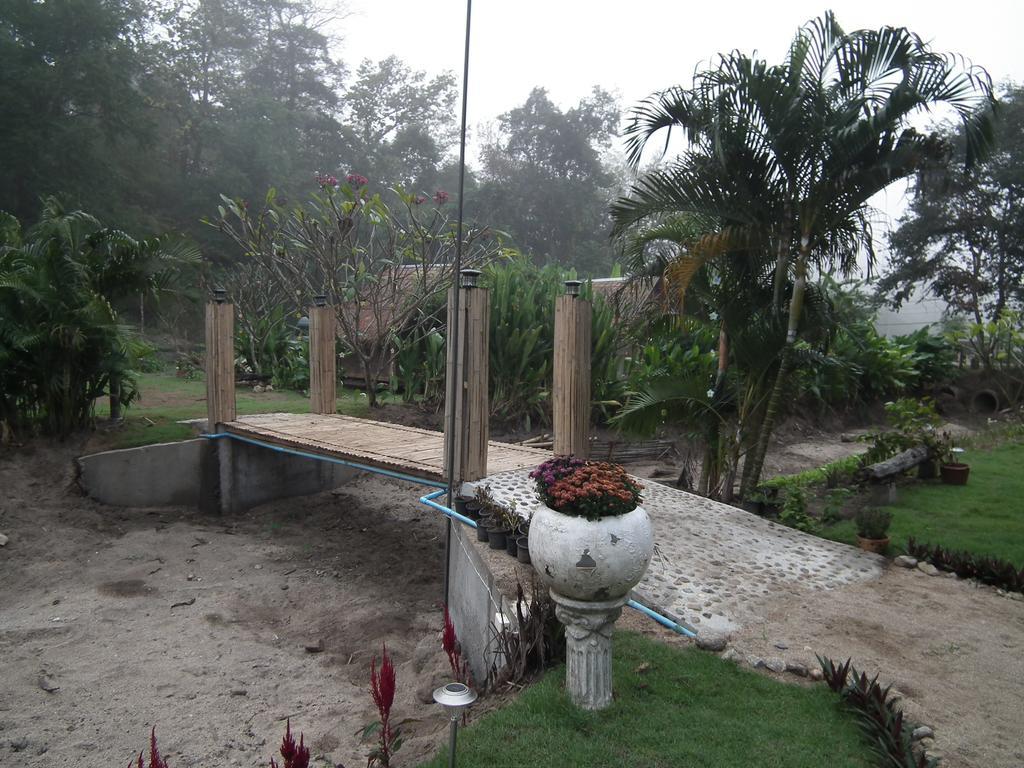 Pai Bamboo Hut Hotel Exterior photo